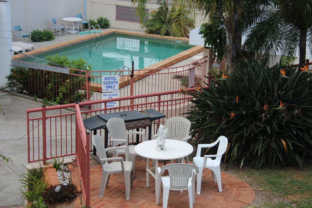 Caloundra Suncourt Motel エクステリア 写真