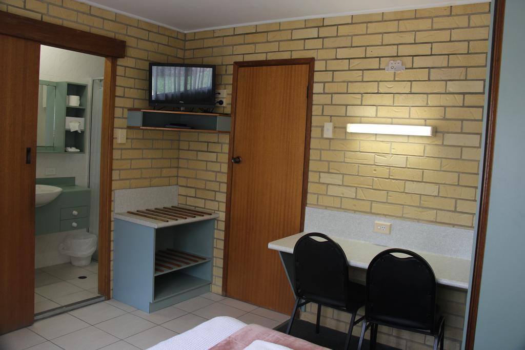 Caloundra Suncourt Motel エクステリア 写真