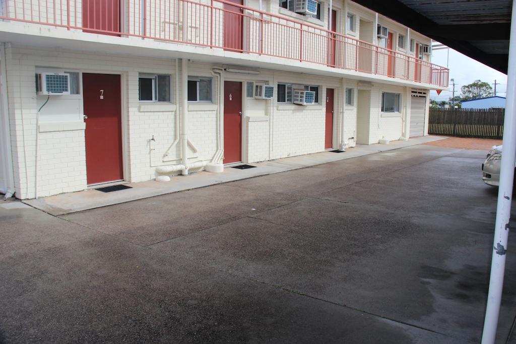 Caloundra Suncourt Motel エクステリア 写真