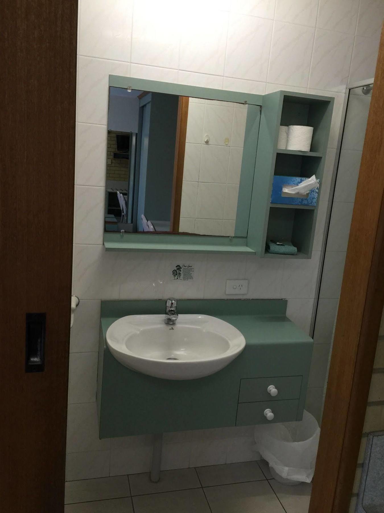 Caloundra Suncourt Motel エクステリア 写真
