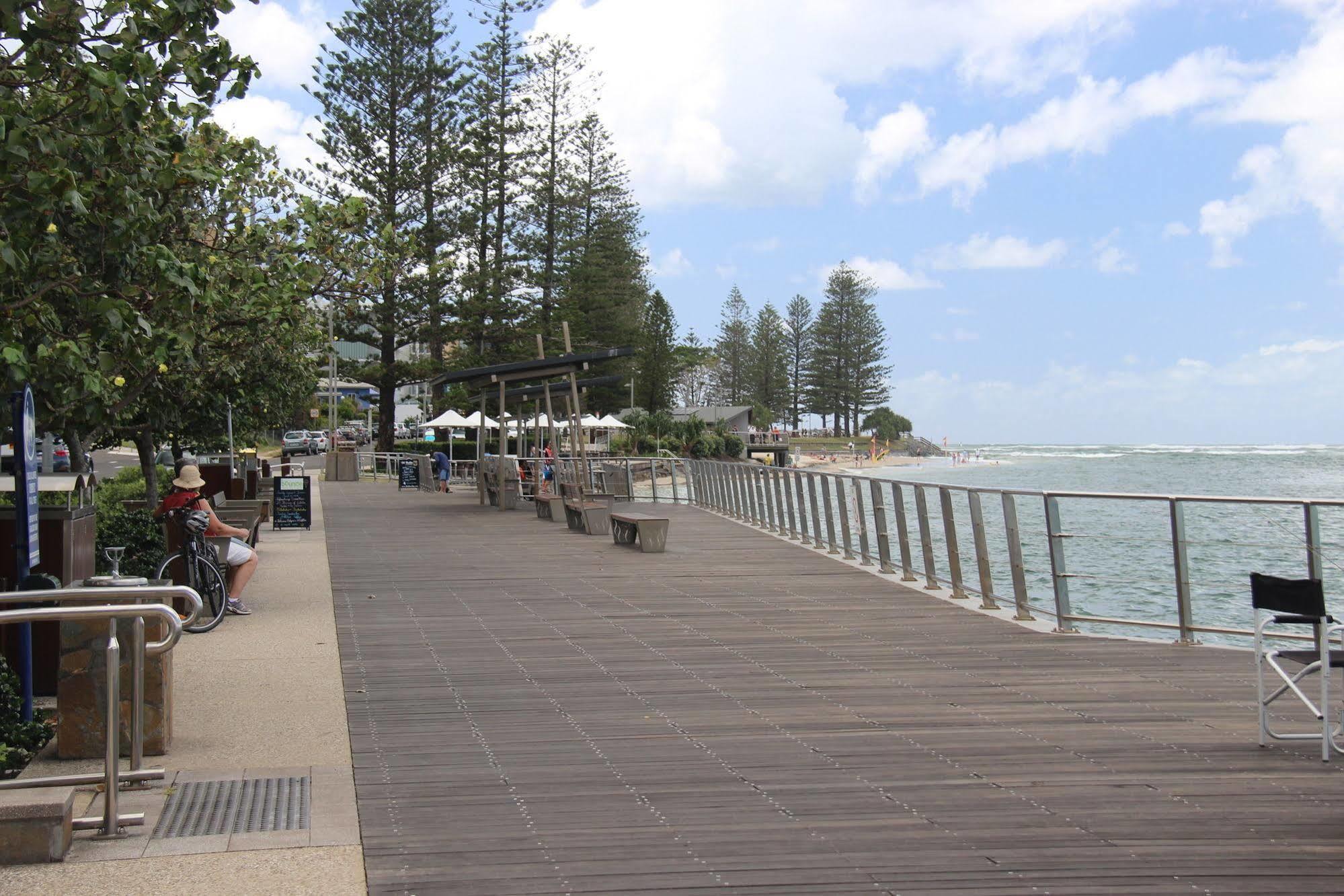 Caloundra Suncourt Motel エクステリア 写真