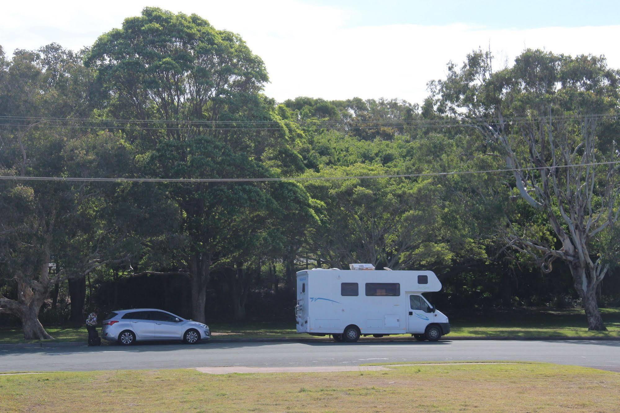 Caloundra Suncourt Motel エクステリア 写真